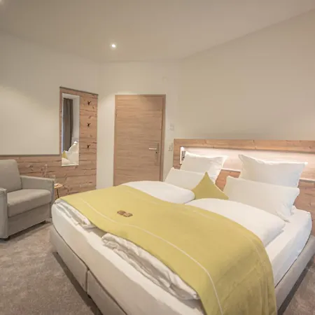 Daszimmermann Guest house 3*
